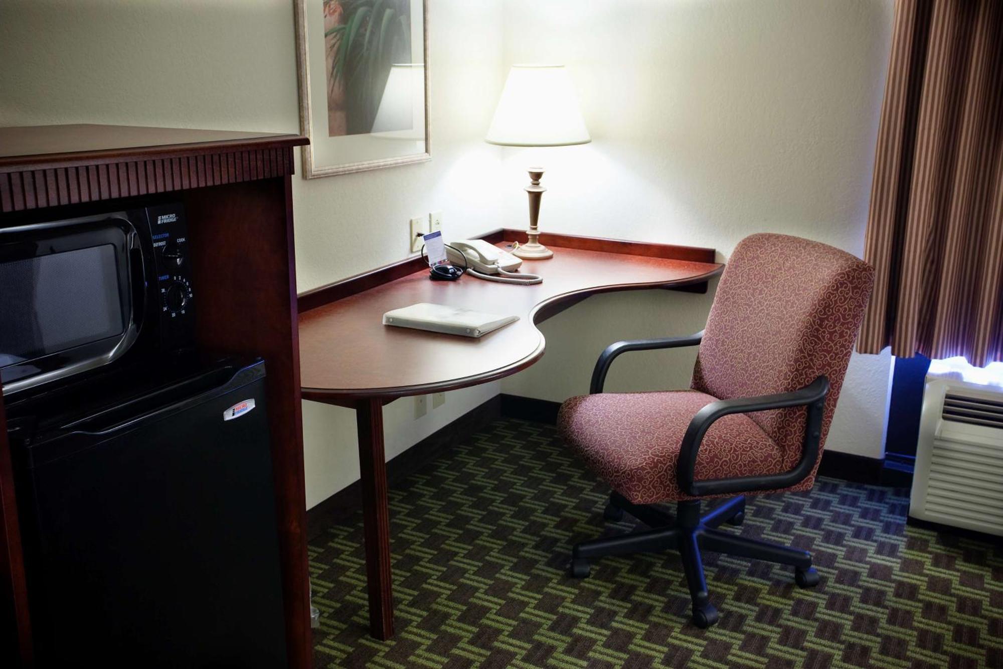 Hampton Inn קרולטון מראה חיצוני תמונה