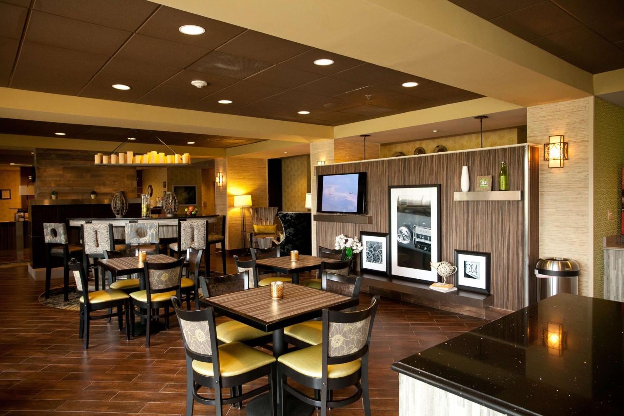 Hampton Inn קרולטון מראה חיצוני תמונה